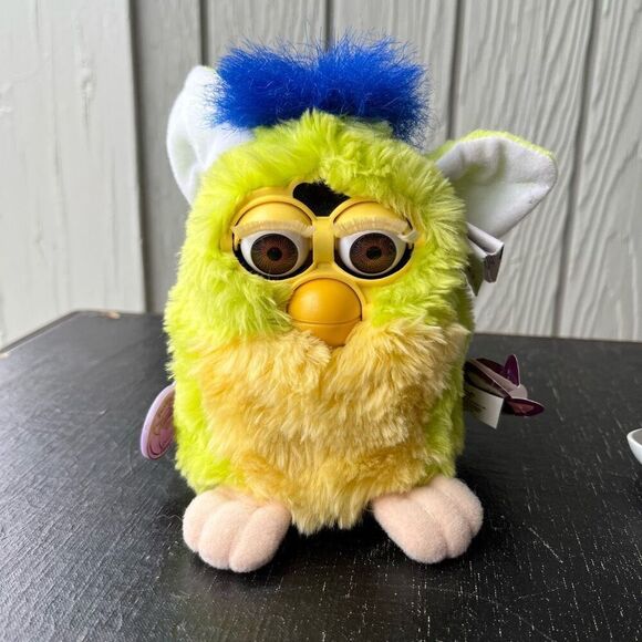 1999 Original Tiger Furby Model 70-800 Lime Yellow Blue Mohawk w/ Tags & Manual - Picture 1 of 14